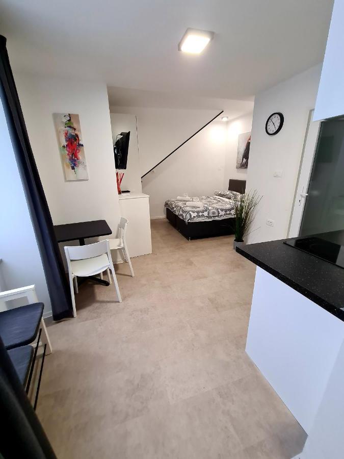 Koper2Stay Apartments ภายนอก รูปภาพ